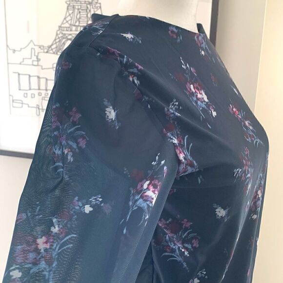 💙💚Printed micro-mesh tee - Picture 4 of 7